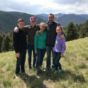 Meet your Posher, Lezlie